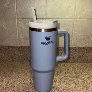 Light Blue Stanley Quencher 40oz Tumbler